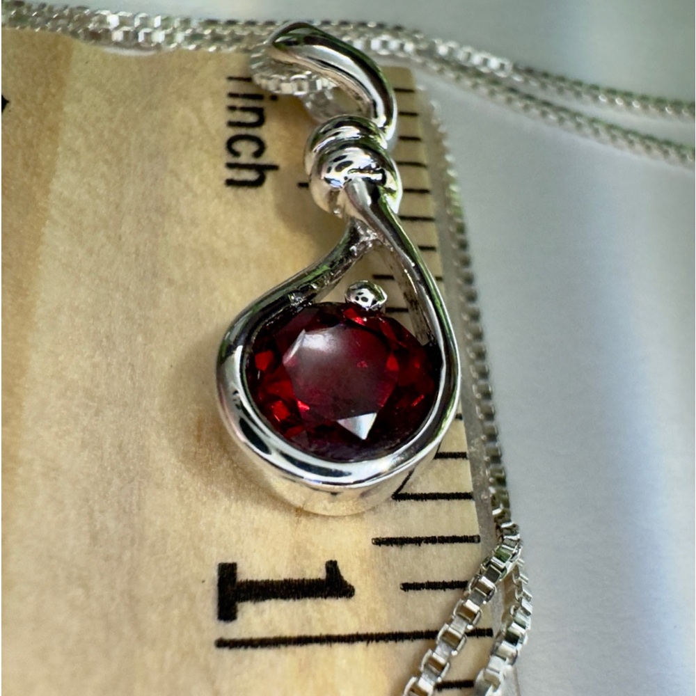 Vintage Unique Garnet Sterling Silver 925 Pendant with 14K gold Rhodium Finish - Picture 2 of 10